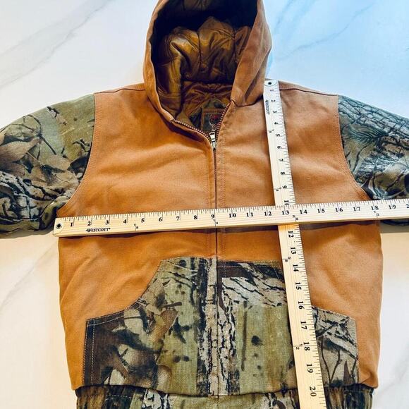 Tan quilted two tone green - Picture 6 of 7